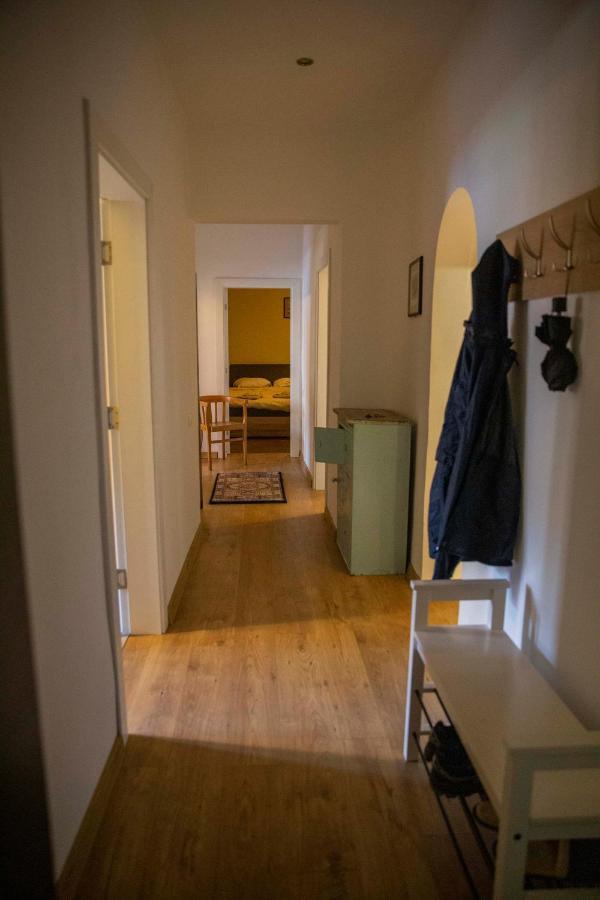 Central Sofia 3-Bedroom Apartment - Urban Art Gallery - Free Parking! Exterior foto